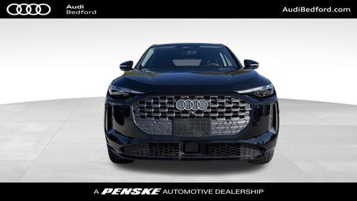 Mythos Black Metallic 2026 Audi Q5 Premium