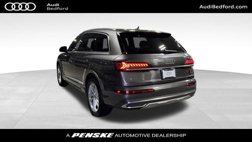 2021 Audi Q7 55 Premium Plus