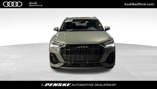 2025 Audi Q3 Premium 45 TFSI S line quattro Tiptronic