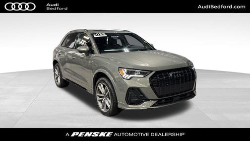 2025 Audi Q3 Premium 45 TFSI S line quattro Tiptronic