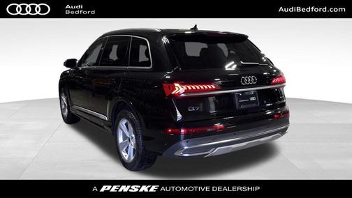 2023 Audi Q7 Premium Plus 45 TFSI quattro Tiptronic