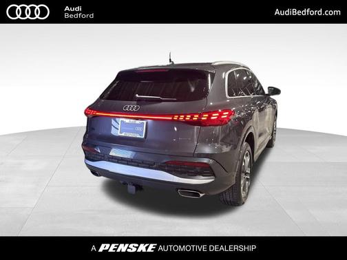 2025 Audi Q5 Premium TFSI quattro S tronic