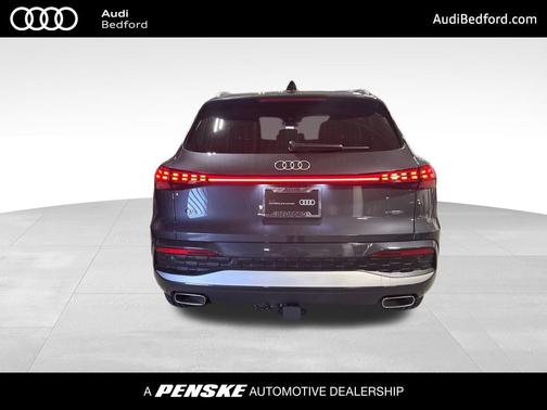 2025 Audi Q5 Premium TFSI quattro S tronic