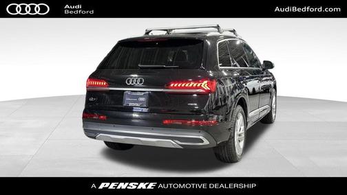 2023 Audi Q7 45 Premium