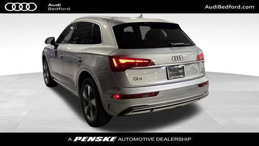 2023 Audi Q5 40 Premium Plus
