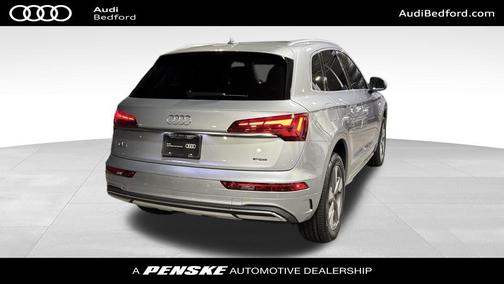 2023 Audi Q5 40 Premium Plus
