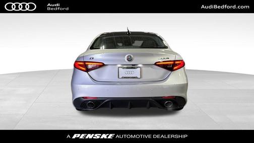 2018 Alfa Romeo Giulia Base