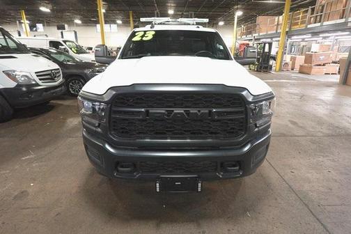 2023 RAM 3500 Tradesman Crew Cab 4x4 8' Box