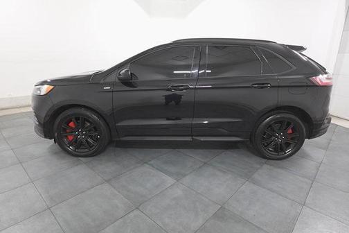2022 Ford Edge ST Line