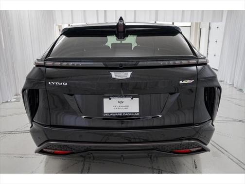 2026 Cadillac LYRIQ V Premium