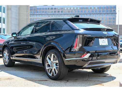 2025 Cadillac OPTIQ Luxury