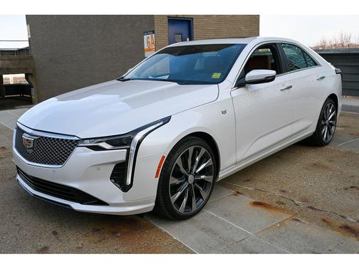 2025 Cadillac CT4 Premium Luxury