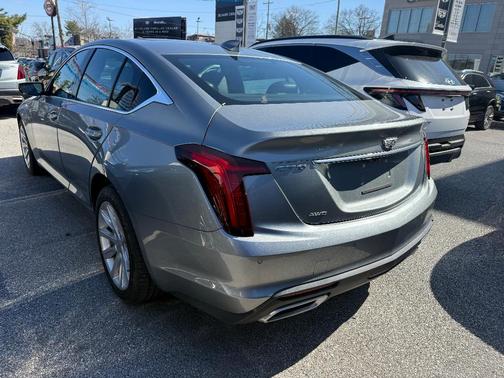 2023 Cadillac CT5 Luxury