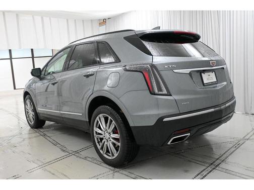 2023 Cadillac XT5 Sport