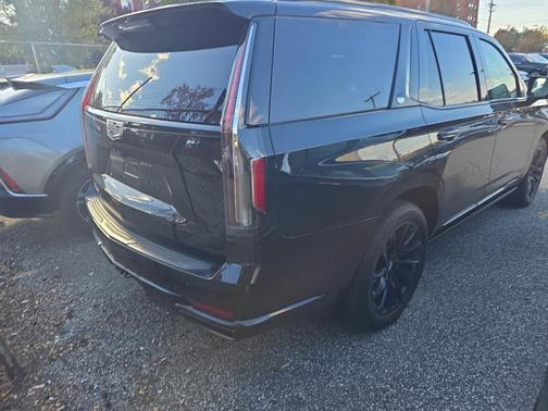 2024 Cadillac Escalade Sport Platinum