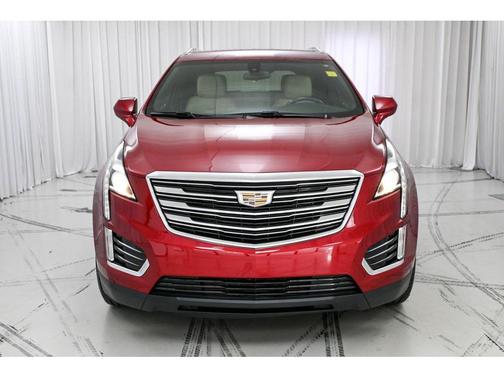 Red Horizon Tintcoat 2019 Cadillac XT5 Base