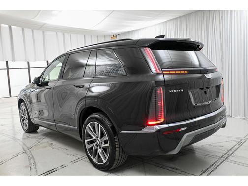 2026 Cadillac VISTIQ Sport