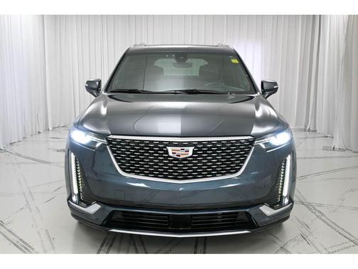 2021 Cadillac XT6 Premium Luxury AWD