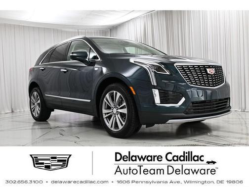Emerald Lake Metallic 2024 Cadillac XT5 Premium Luxury
