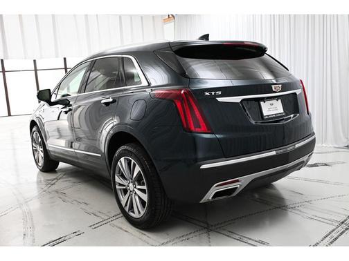 Emerald Lake Metallic 2024 Cadillac XT5 Premium Luxury