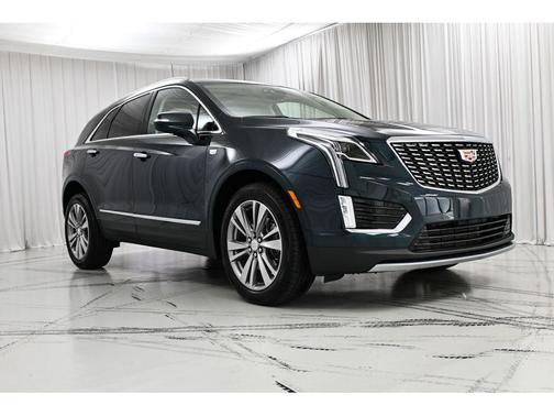 Emerald Lake Metallic 2024 Cadillac XT5 Premium Luxury