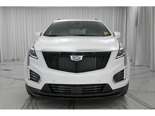 2025 Cadillac XT5 Sport