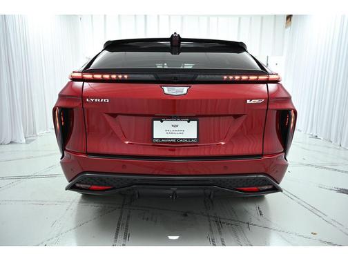 2026 Cadillac LYRIQ V Premium