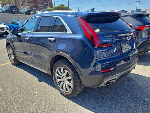Twilight Blue Metallic 2022 Cadillac XT4 Premium Luxury