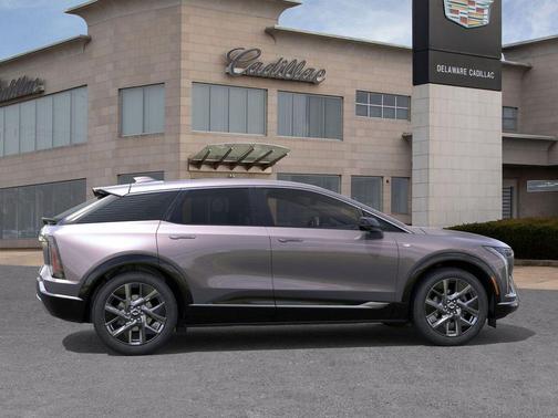 2026 Cadillac OPTIQ Premium Luxury