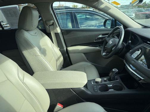 2019 Cadillac XT4 Premium Luxury