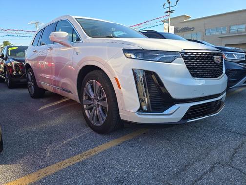 2024 Cadillac XT6 Premium Luxury AWD