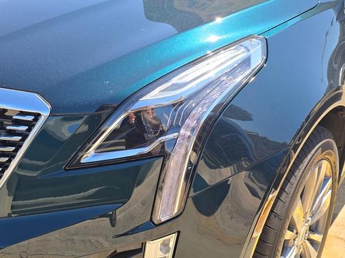 Emerald Lake Metallic 2026 Cadillac XT5 Premium Luxury