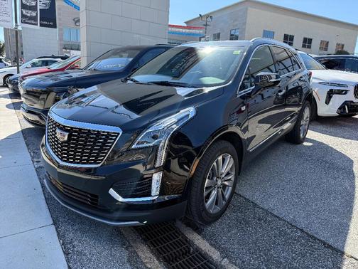 Stellar Black Metallic 2025 Cadillac XT5 Premium Luxury