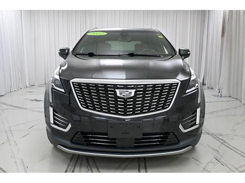 Stellar Black Metallic 2022 Cadillac XT5 Premium Luxury