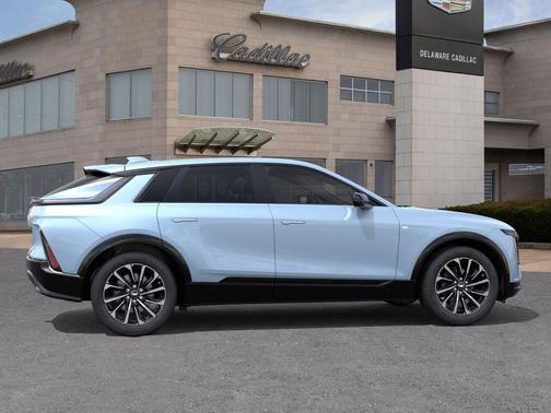 2026 Cadillac LYRIQ Sport