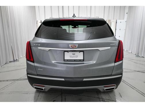 Argent Silver Metallic 2026 Cadillac XT5 Premium Luxury
