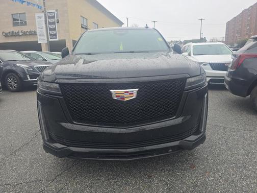 2023 Cadillac Escalade Sport