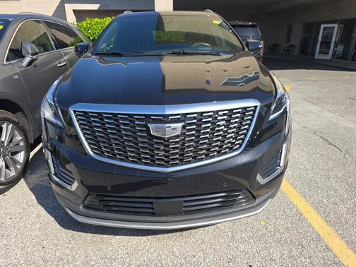 Stellar Black Metallic 2023 Cadillac XT5 Premium Luxury