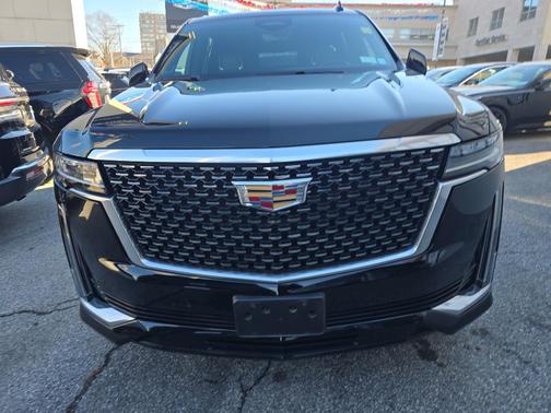 2023 Cadillac Escalade ESV Premium Luxury