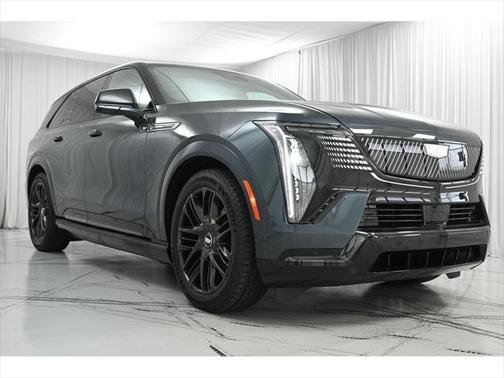 2025 Cadillac Escalade IQ Sport 2