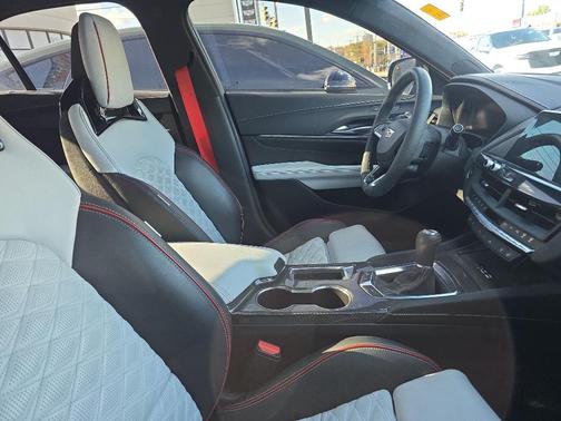 2024 Cadillac CT4-V V-Series Blackwing