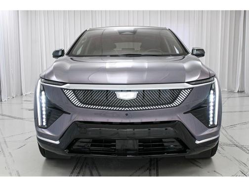 2025 Cadillac OPTIQ Luxury 2 AWD