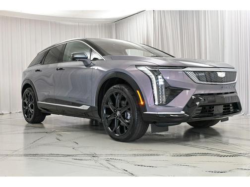 2025 Cadillac OPTIQ Luxury 2 AWD
