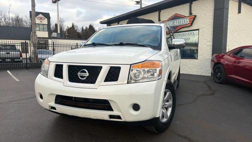 2011 Nissan Armada SV