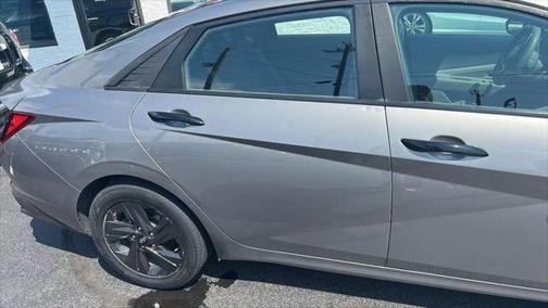 2022 Hyundai ELANTRA HEV Blue