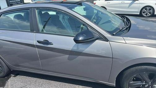 2022 Hyundai ELANTRA HEV Blue