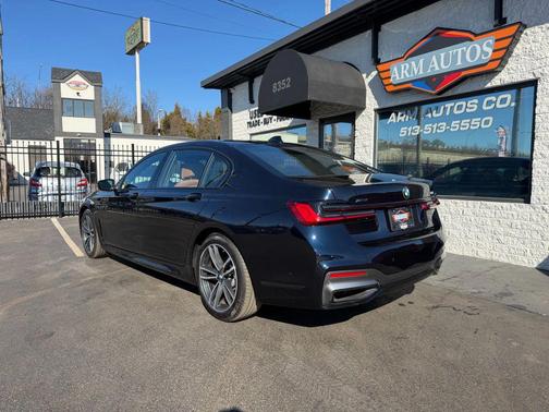 2022 BMW 750 i xDrive