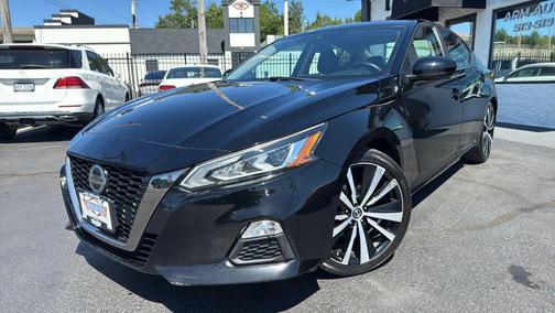 2020 Nissan Altima SR FWD