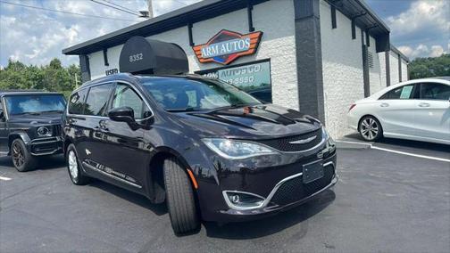 2018 Chrysler Pacifica Touring-L