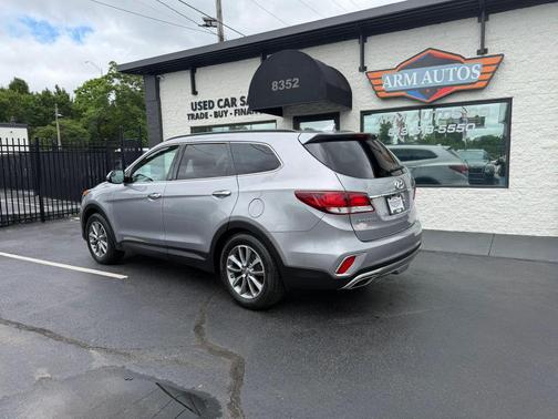 Iron Frost 2018 Hyundai SANTA FE SE